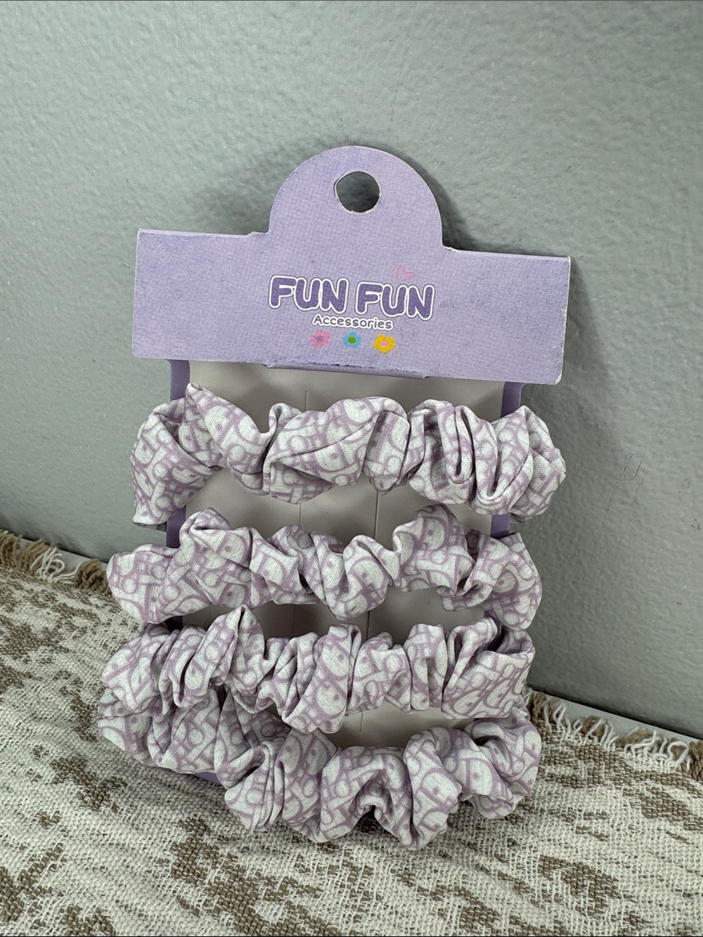 Four pack scrunchies